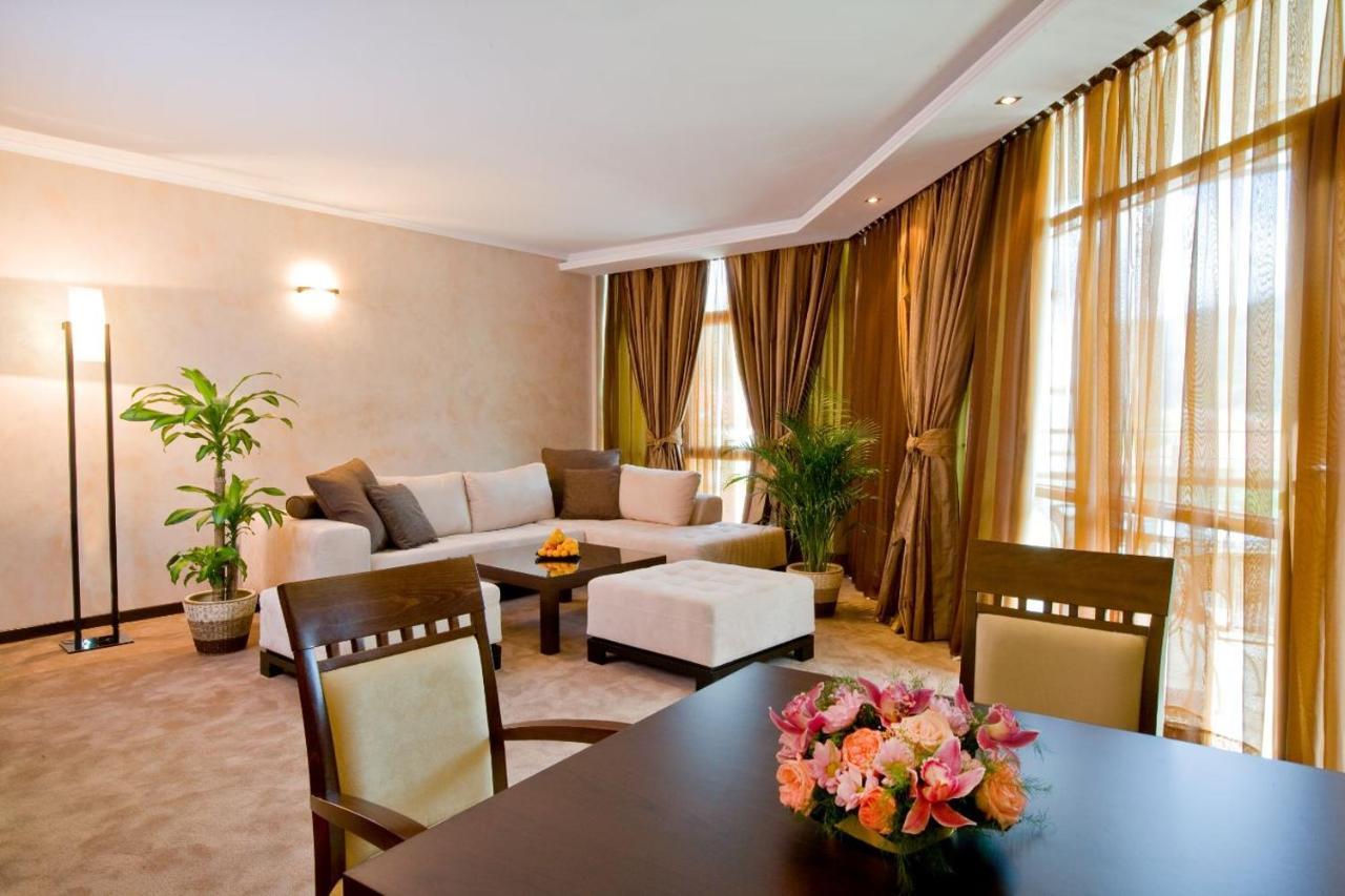Spa Hotel Persenk Devin Esterno foto