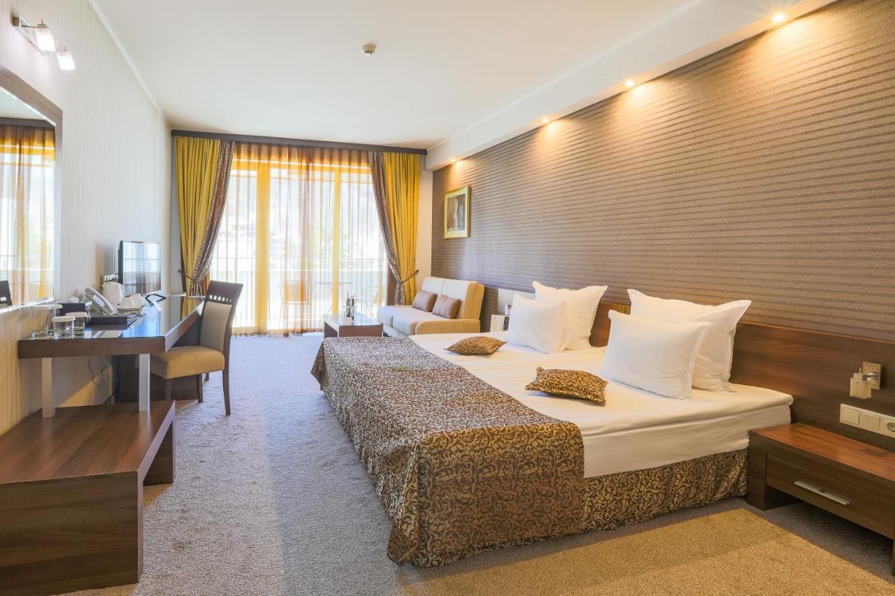 Spa Hotel Persenk Devin Esterno foto